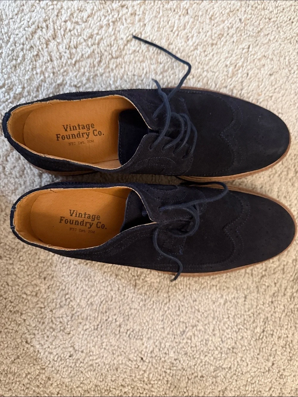Vintage Foundry Co. Men’s Suede Chukka Boots in Navy